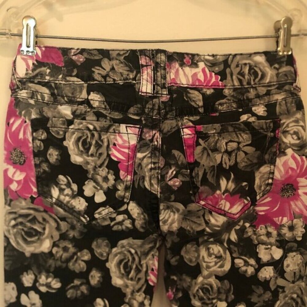 Candie's gray/pink floral skinny jeans sz 5 (juniors') - Picture 8 of 8